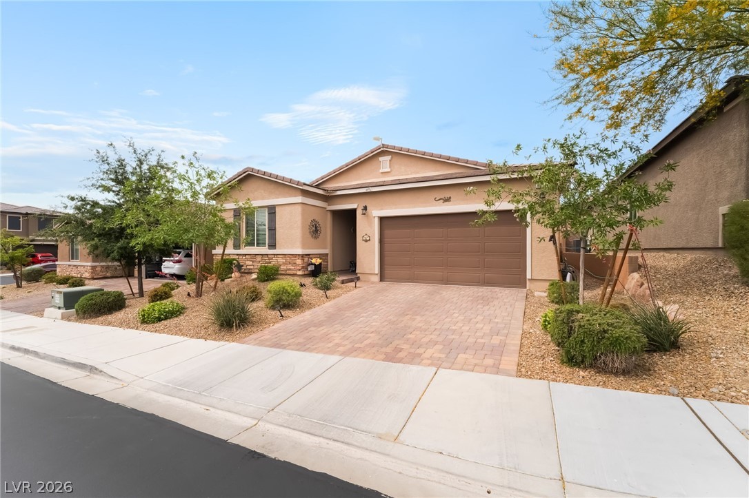 8651 Loretta Bay Street Property Photo 4