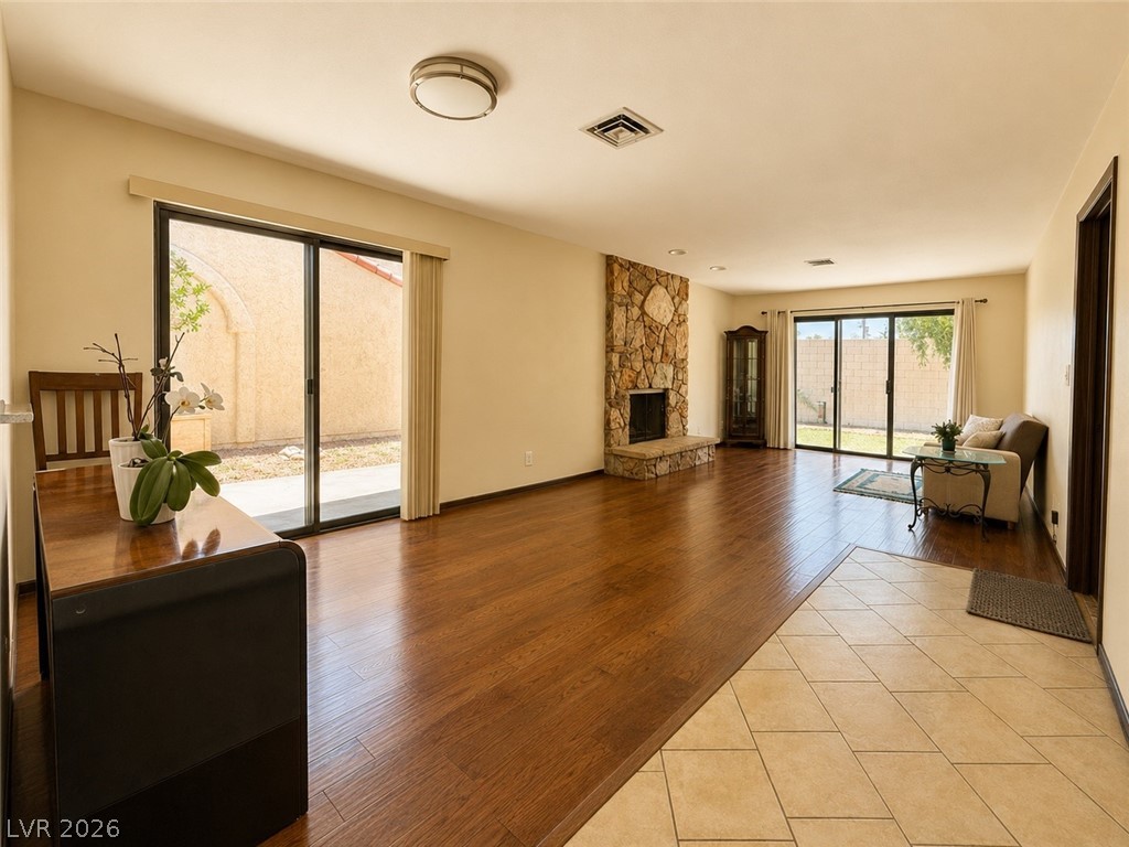 2521 Swan Lane Property Photo 5