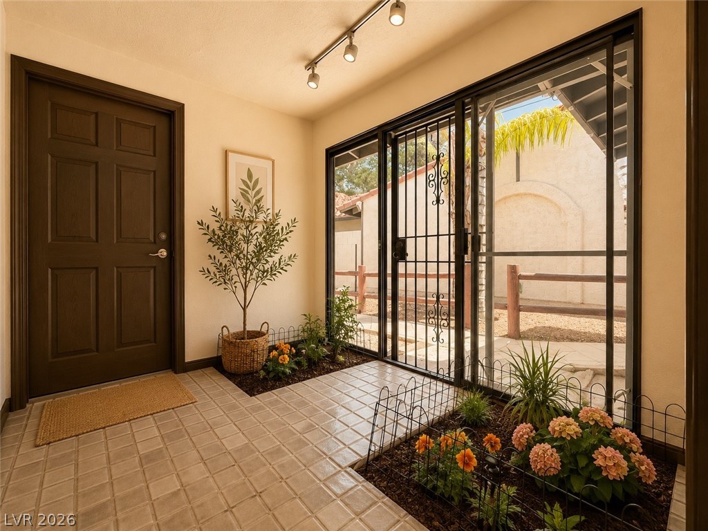 2521 Swan Lane Property Photo 17
