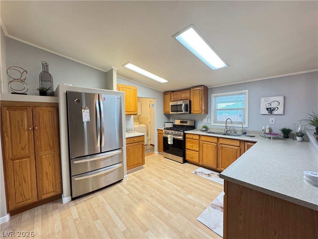 3250 Del Monte Street Property Photo 15