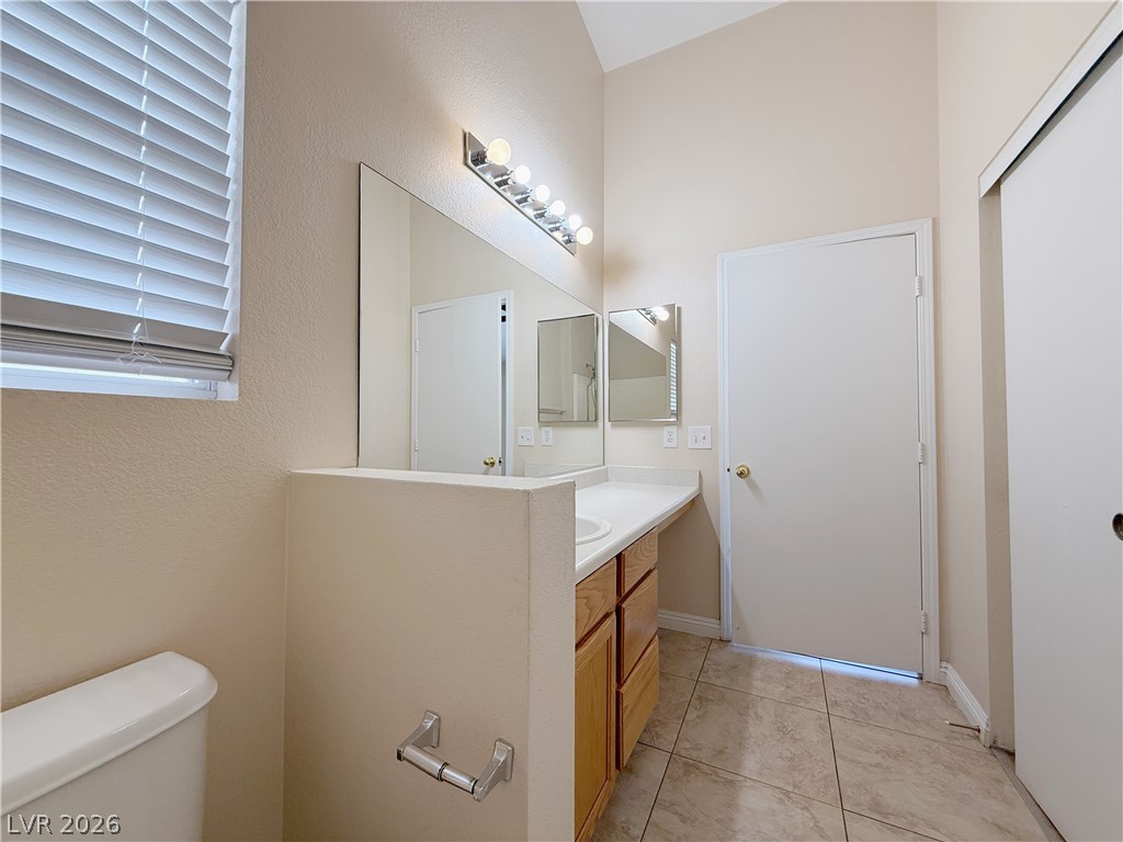3320 Park Town Street Property Photo 6