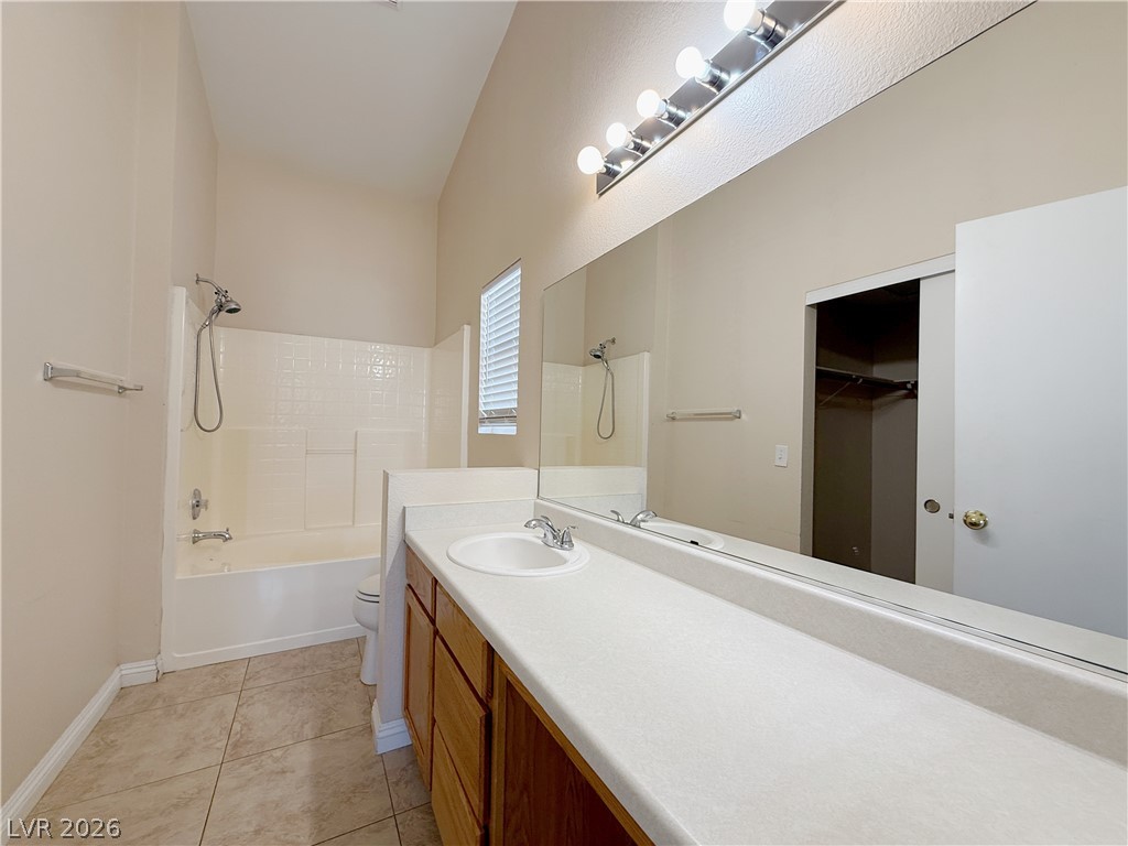 3320 Park Town Street Property Photo 8