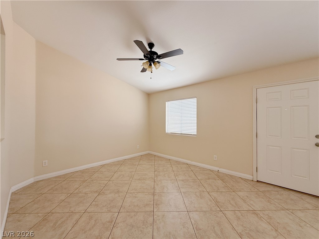 3320 Park Town Street Property Photo 12