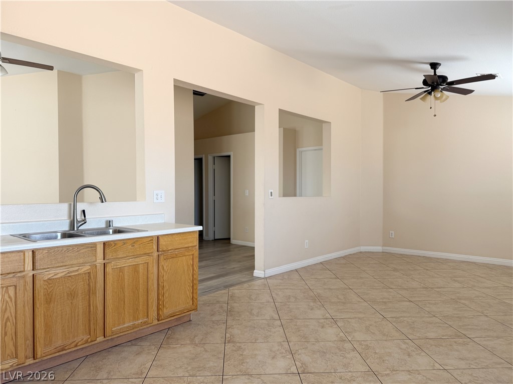 3320 Park Town Street Property Photo 18
