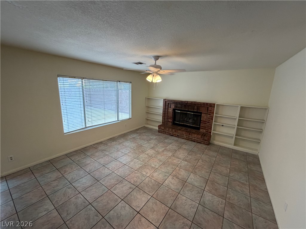 1513 War Paint Drive Property Photo 4
