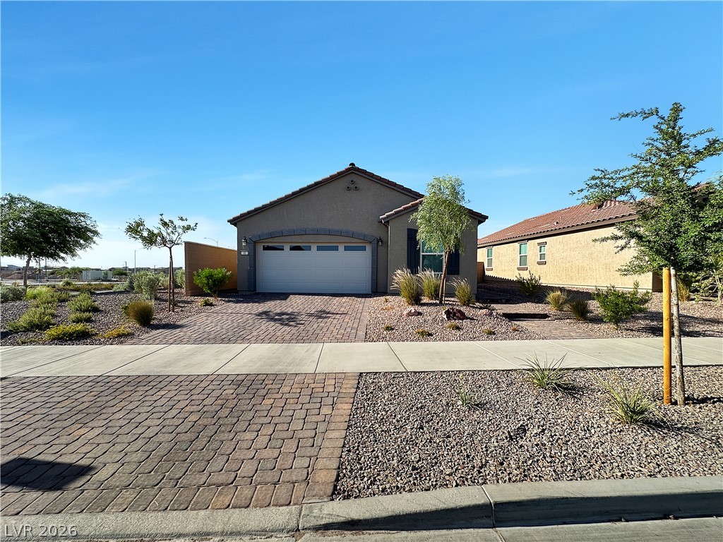 40 Cadence Crest Avenue Property Photo 1