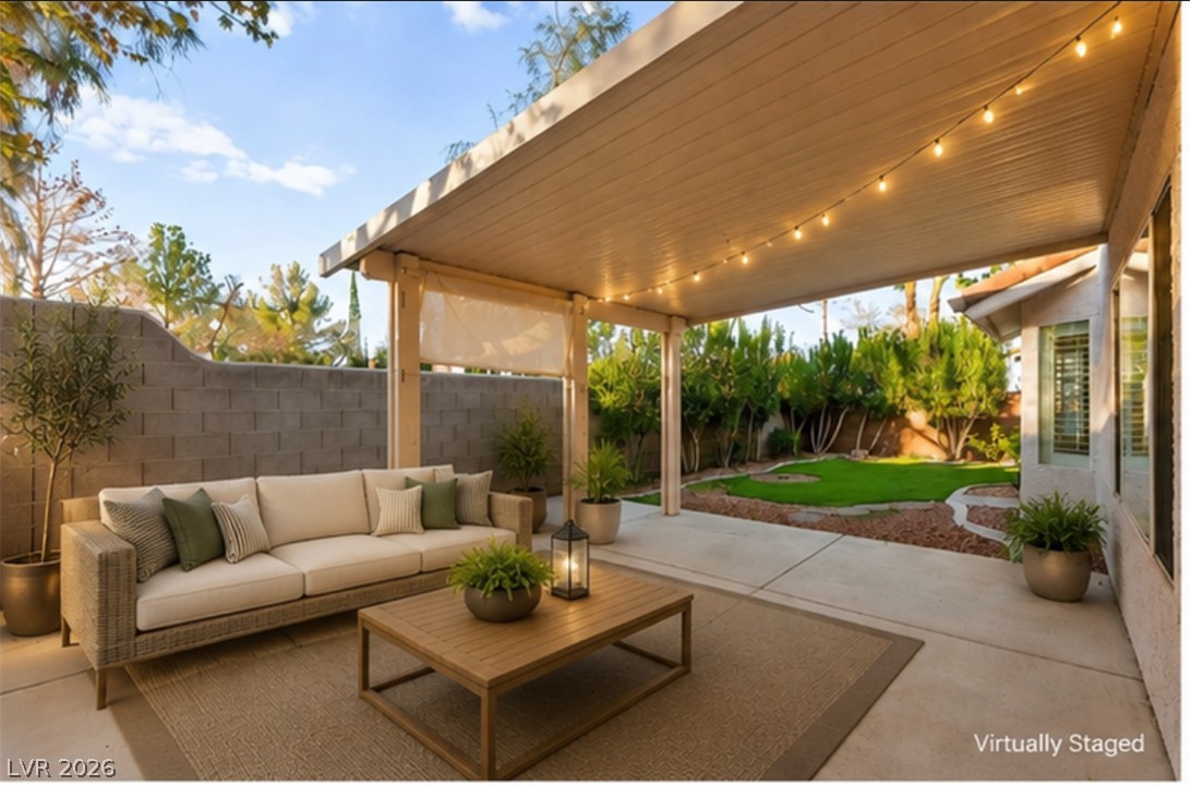 8528 Sierra Cima Lane Property Photo 12