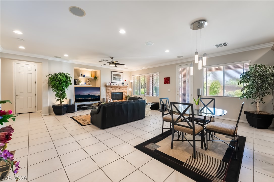 186 Uccello Drive Property Photo 10
