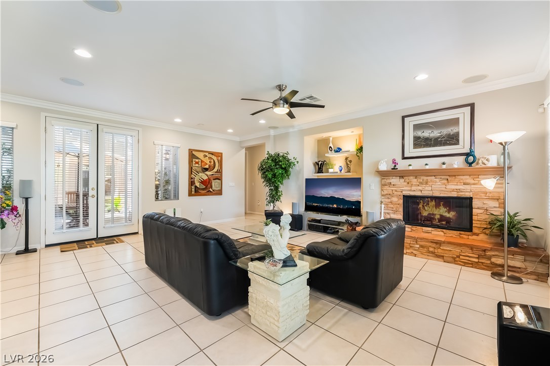 186 Uccello Drive Property Photo 11