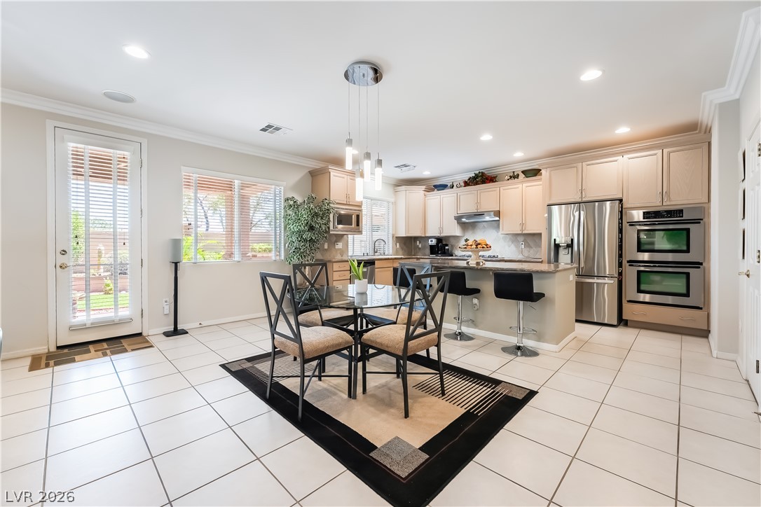 186 Uccello Drive Property Photo 14