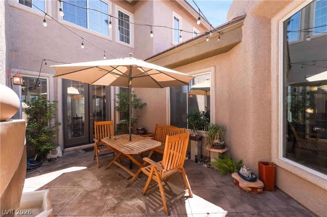 186 Uccello Drive Property Photo 38