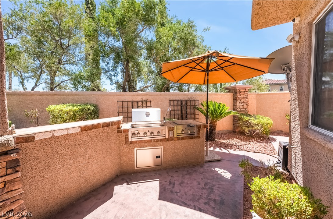 186 Uccello Drive Property Photo 39