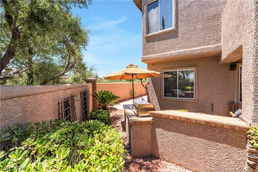186 Uccello Drive Property Photo 43