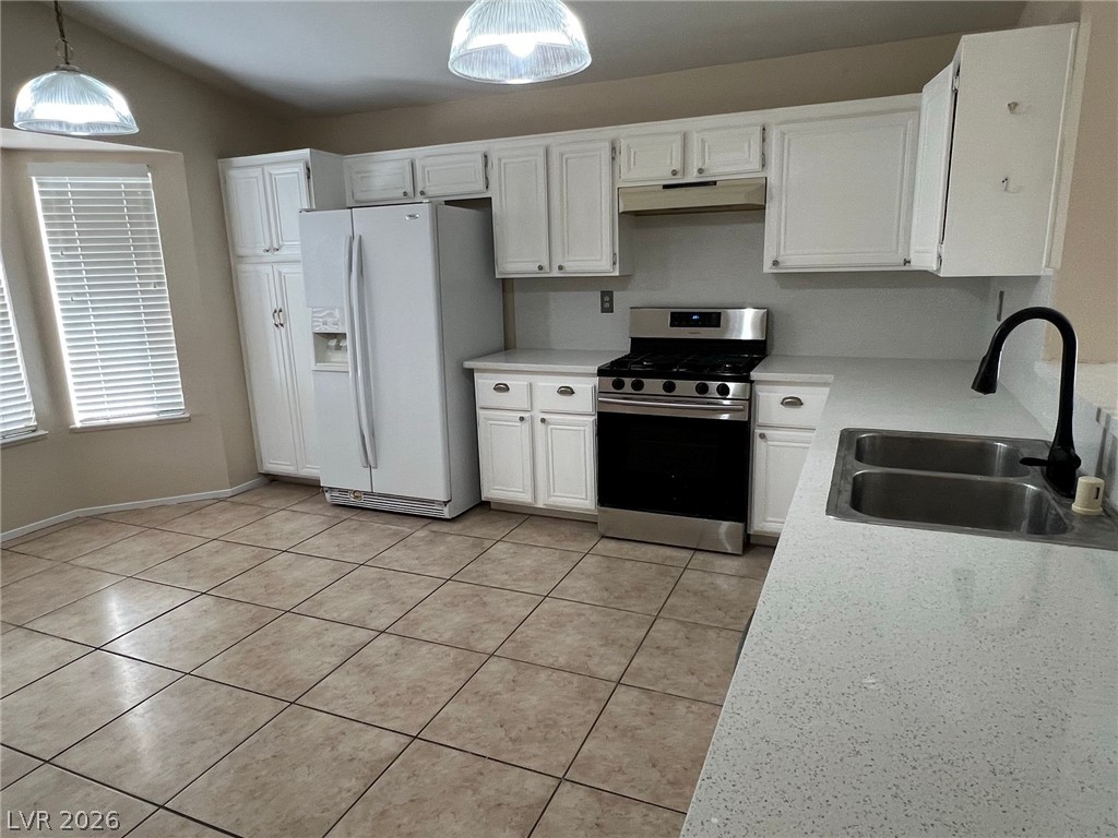 9824 Cross Creek Way Property Photo 8