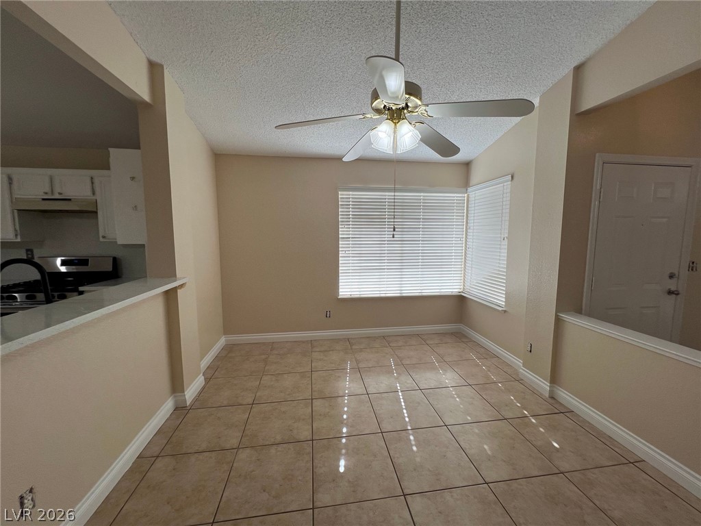 9824 Cross Creek Way Property Photo 12