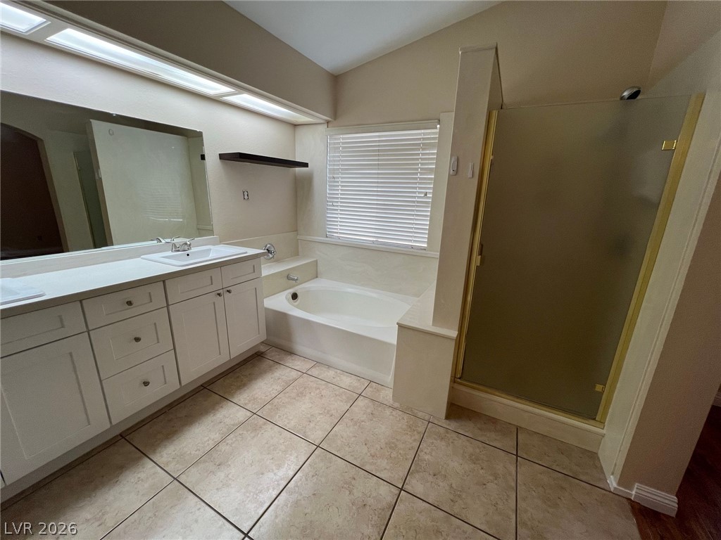 9824 Cross Creek Way Property Photo 17