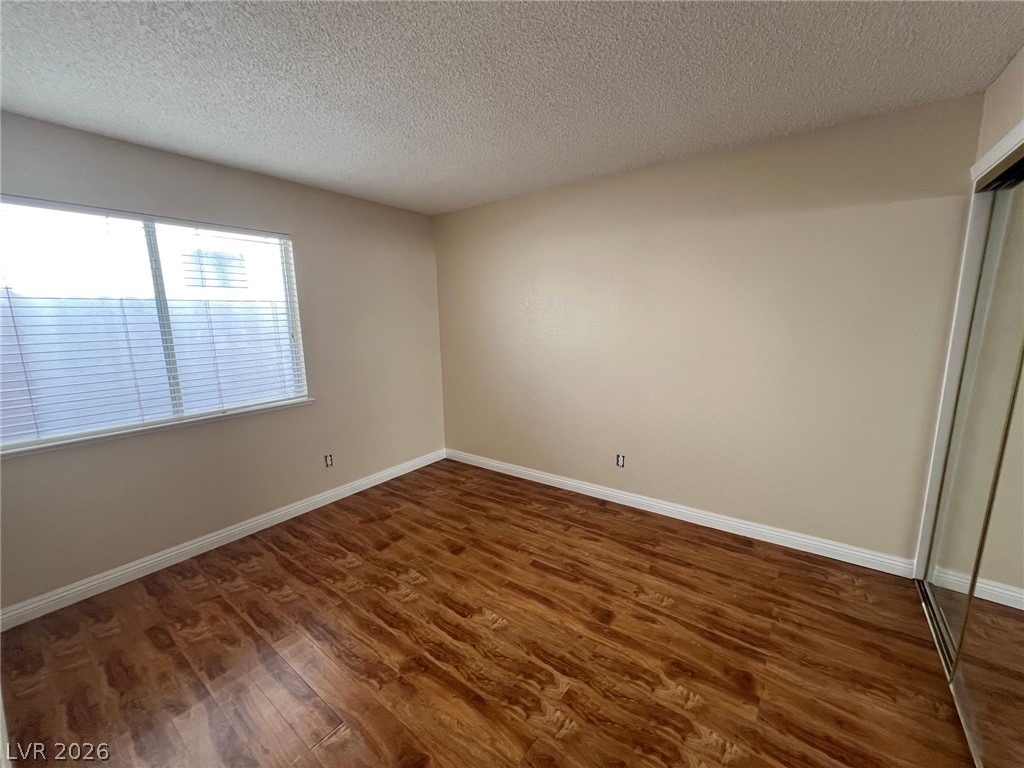 9824 Cross Creek Way Property Photo 23