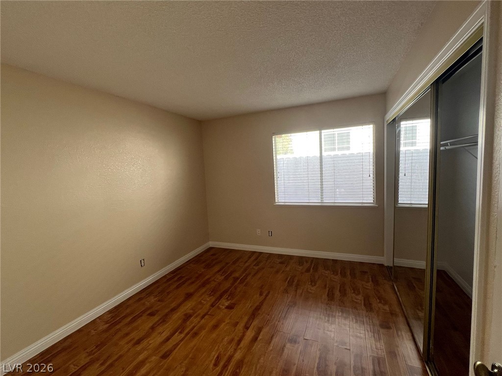 9824 Cross Creek Way Property Photo 25