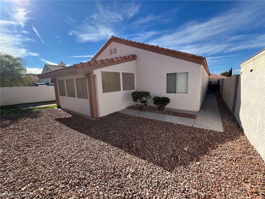 9824 Cross Creek Way Property Photo 31