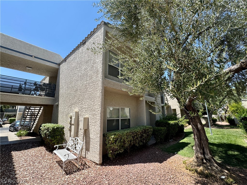 6250 West Flamingo Road 48 Property Photo 3