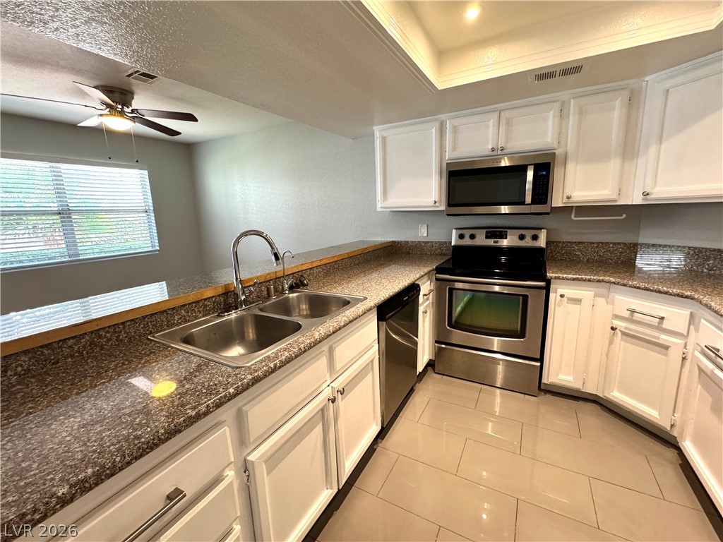 6250 West Flamingo Road 48 Property Photo 8