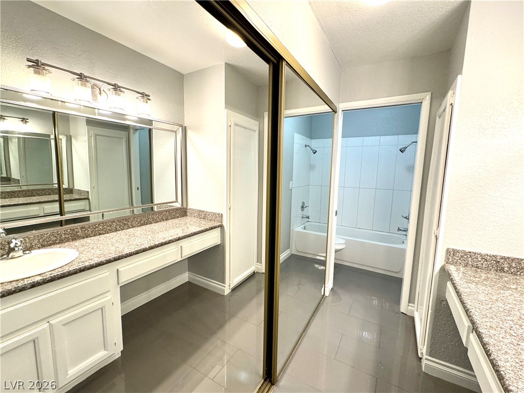 6250 West Flamingo Road 48 Property Photo 16
