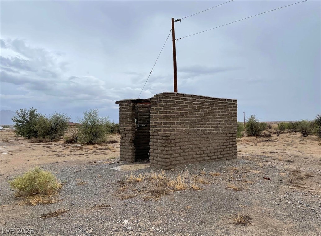 Bond Property Photo 10