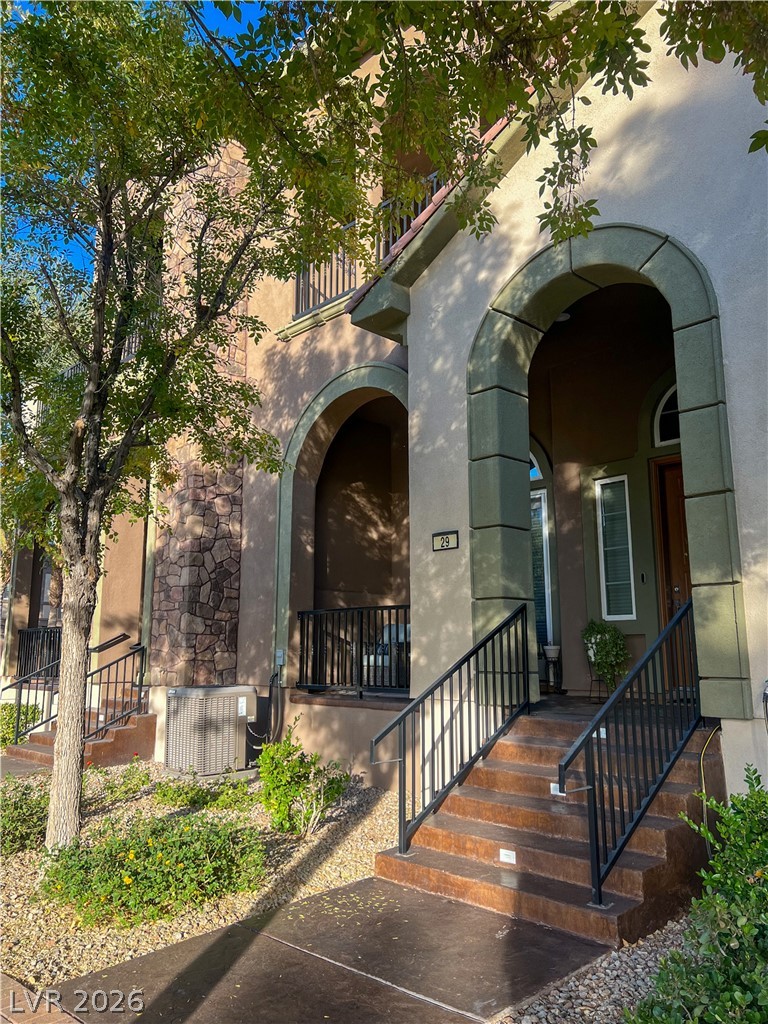 29 Via Di Vita Property Photo 1