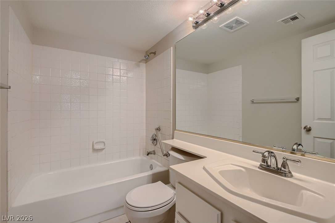 1833 Fan Fare Drive Property Photo 7