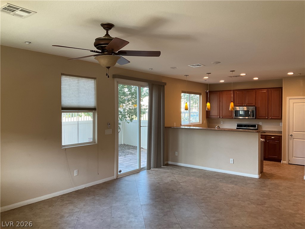 2080 Airy Petals Walk Property Photo 2