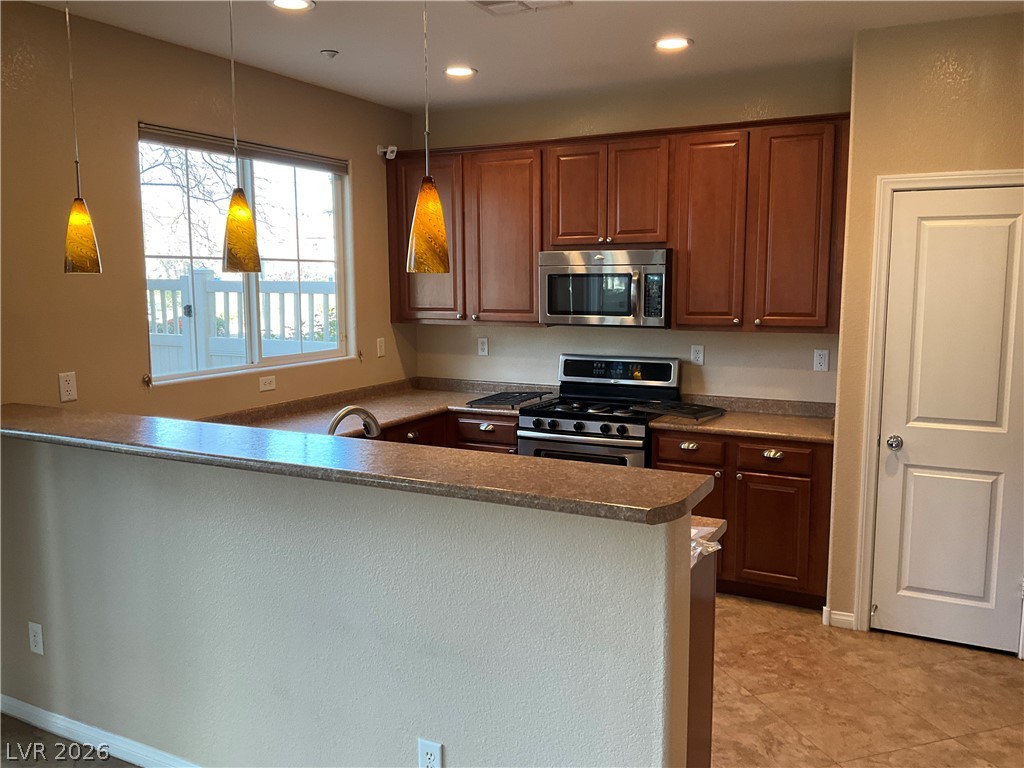 2080 Airy Petals Walk Property Photo 4