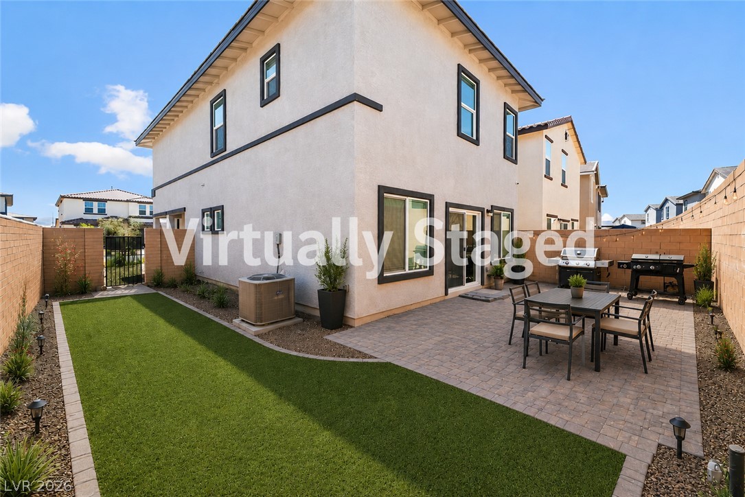 1087 Gentle Swan Street Property Photo 2