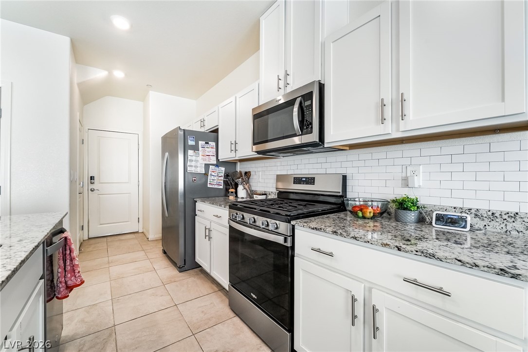 1087 Gentle Swan Street Property Photo 13