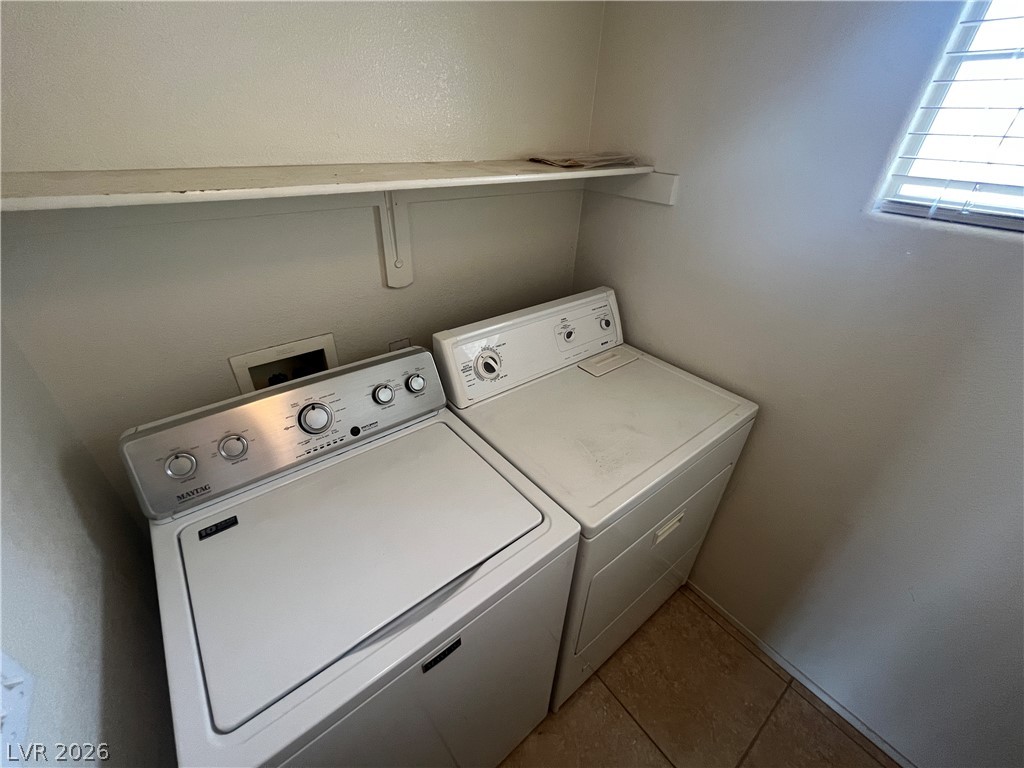 913 Nevada Sky Street Property Photo 14