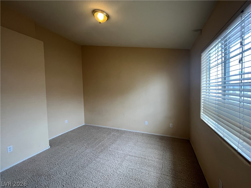 913 Nevada Sky Street Property Photo 18
