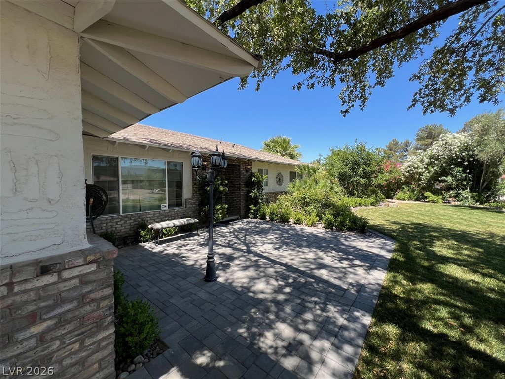 3310 West Mardon Avenue Property Photo 2