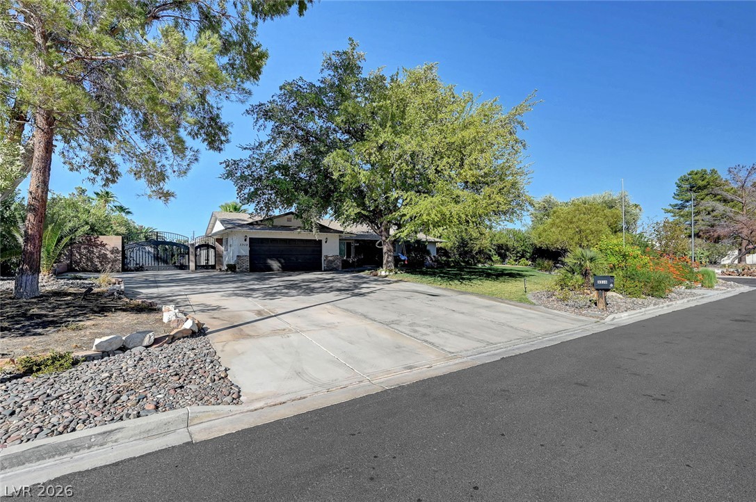 3310 West Mardon Avenue Property Photo 2