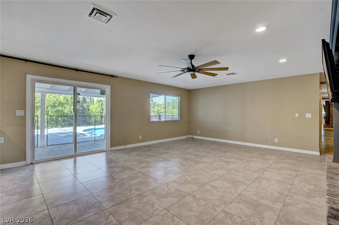 3310 West Mardon Avenue Property Photo 17