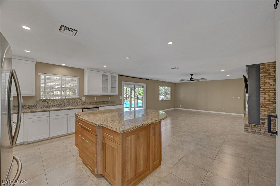3310 West Mardon Avenue Property Photo 29