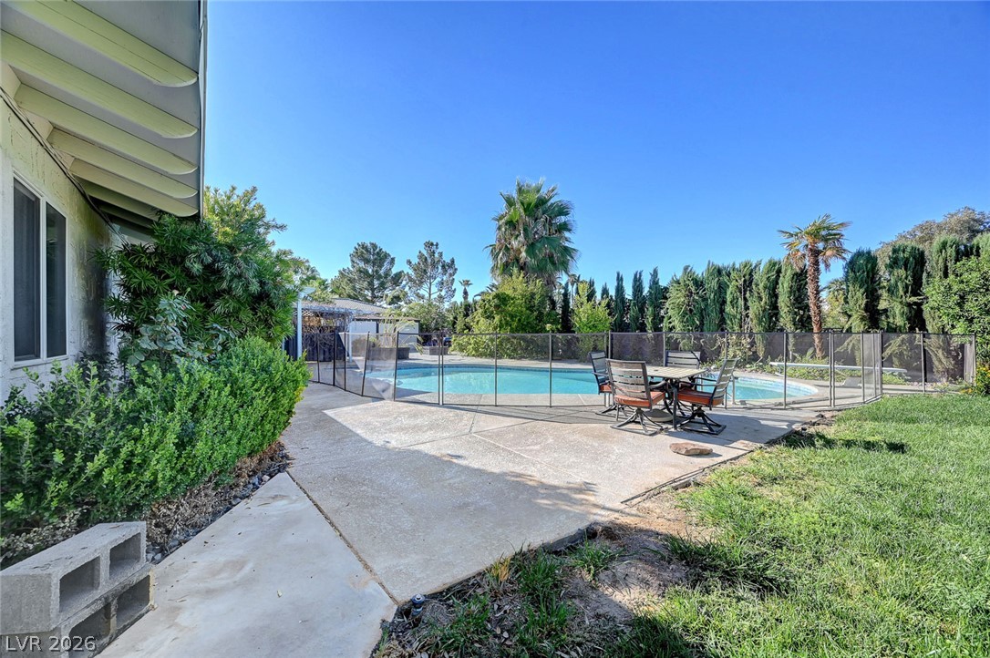 3310 West Mardon Avenue Property Photo 71