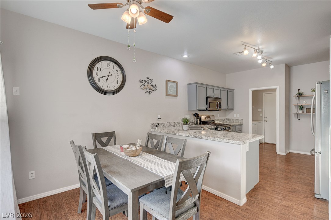 1438 Summer Glow Avenue Property Photo 4
