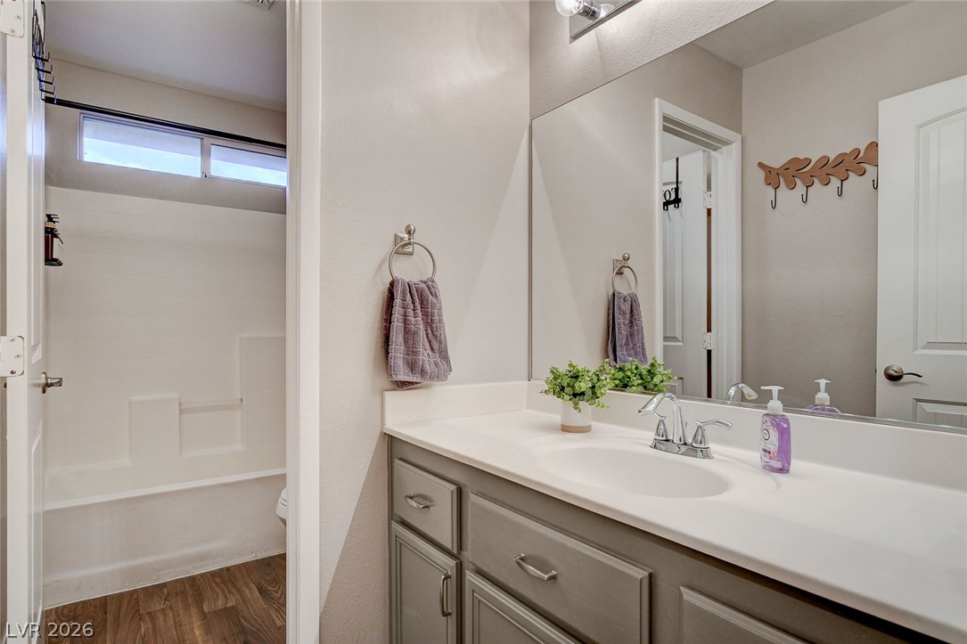 1438 Summer Glow Avenue Property Photo 13