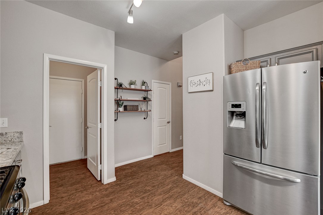 1438 Summer Glow Avenue Property Photo 28