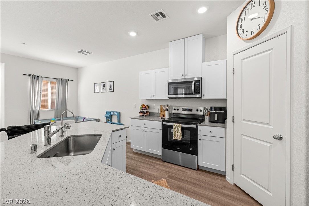 7855 Pandora Sky Street 3 Property Photo 8