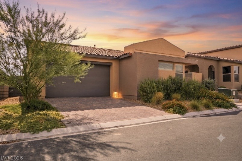 9958 Egan Valley Street Property Photo 2