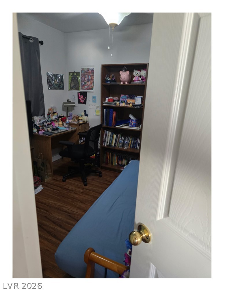 720 Antique Silver Avenue Property Photo 11