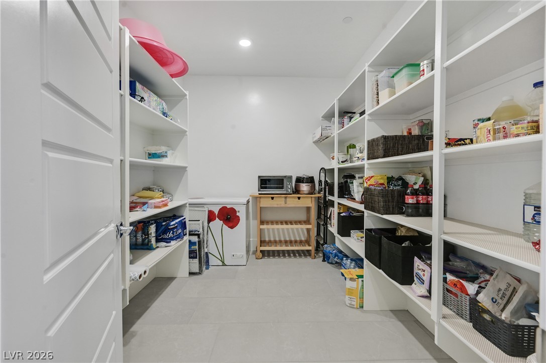 472 Sand Dune Arch Street Property Photo 15