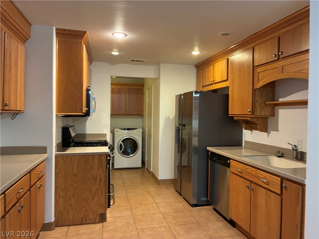 5028 Starfinder Avenue Property Photo 3
