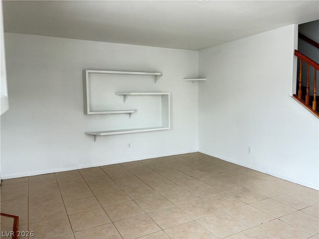 5028 Starfinder Avenue Property Photo 8