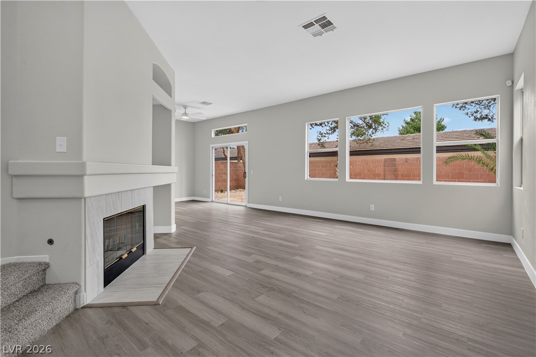 1836 Fossil Butte Way Property Photo 11